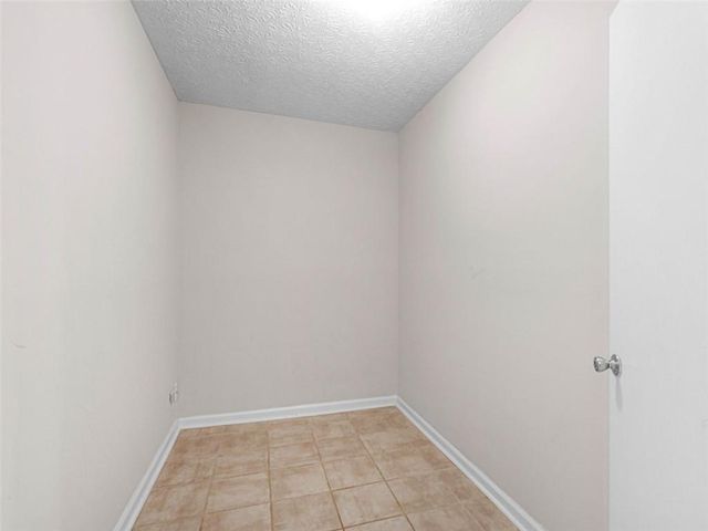 95 Rosewood Drive, Mcdonough, GA 30253