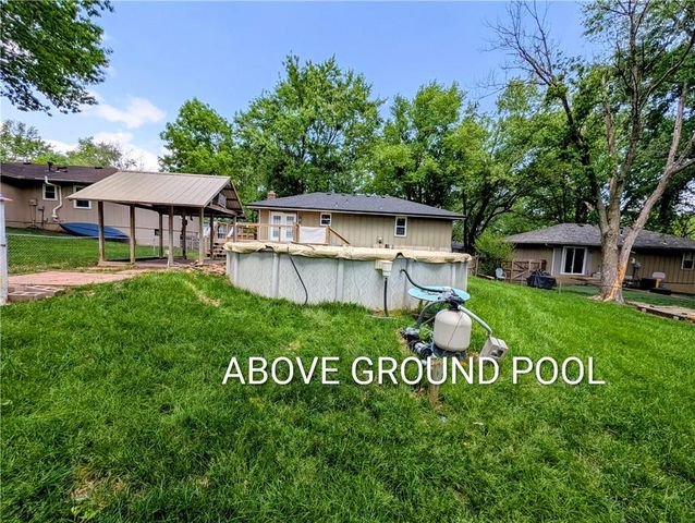 300 SW Palo Drive, Blue Springs, MO 64014