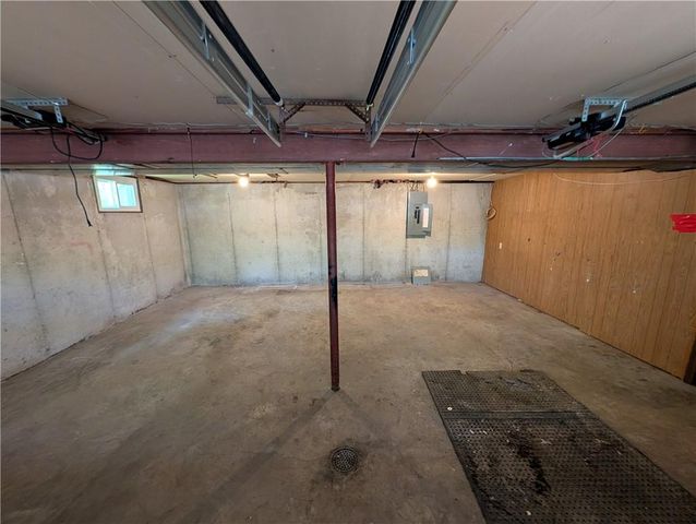 300 SW Palo Drive, Blue Springs, MO 64014