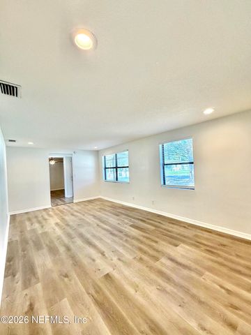 8264 DEVOE Street, Jacksonville, FL 32220