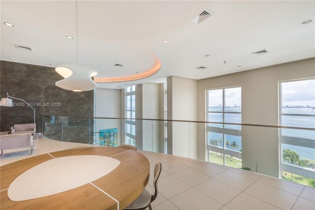 1900 N Bayshore Dr 3103, Miami, FL 33132