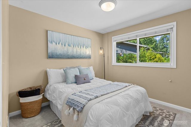 3205 NE 204th Street, Lake Forest Park, WA 98155