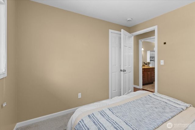 3205 NE 204th Street, Lake Forest Park, WA 98155