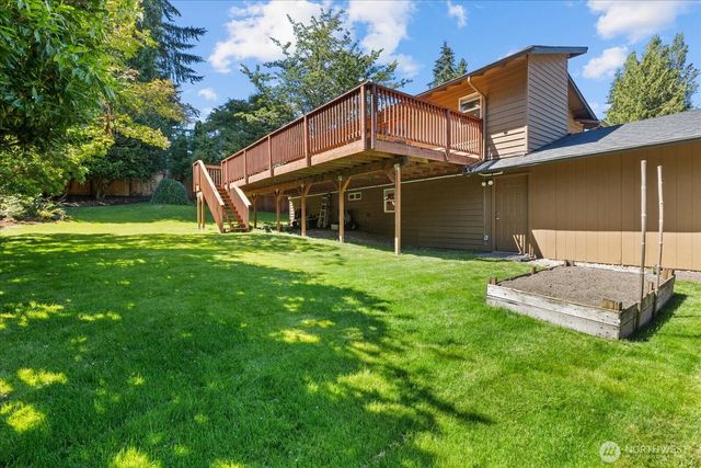 3205 NE 204th Street, Lake Forest Park, WA 98155