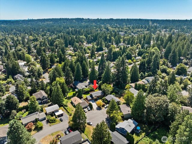 3205 NE 204th Street, Lake Forest Park, WA 98155