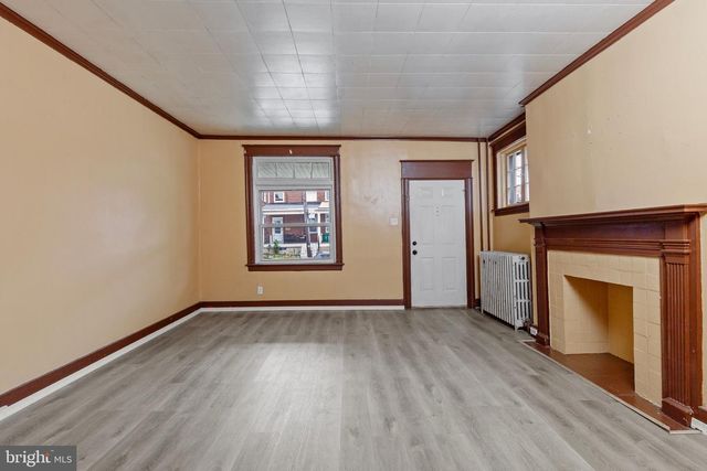 120 N SAINT GEORGE ST, Allentown, PA 18104
