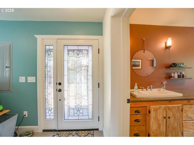 1922 DUNCAN CREEK Rd, Stevenson, WA 98648