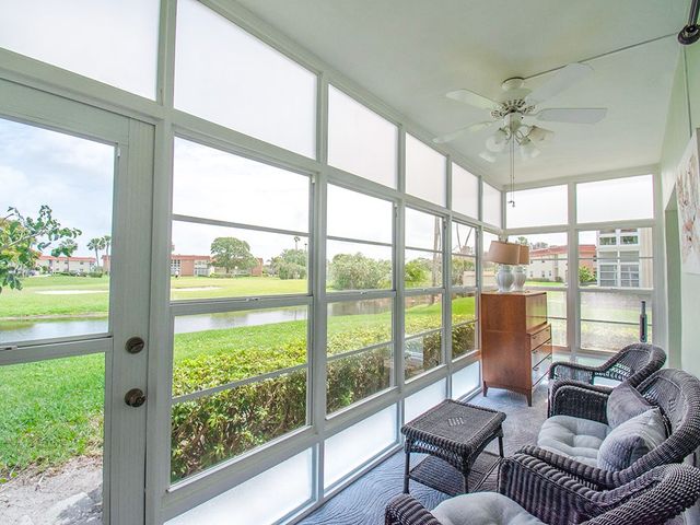 66 Woodland Drive 106, Vero Beach, FL 32962