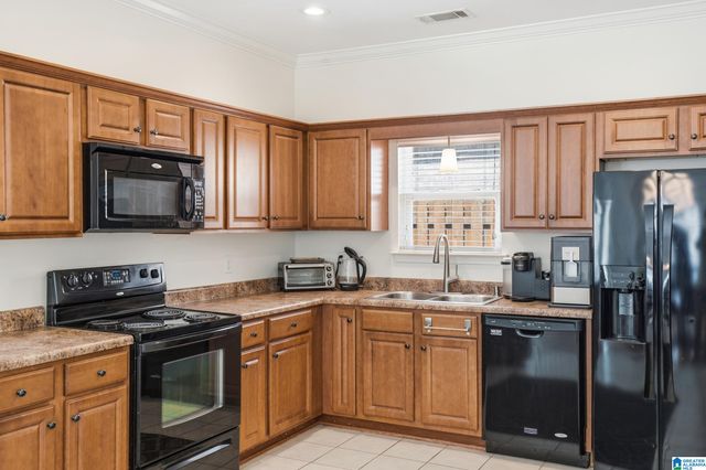 232 OXMOOR PLACE, Birmingham, AL 35211