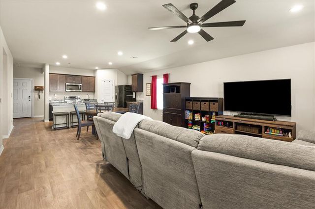 4100 Moonlight Road, Mustang, OK 73064