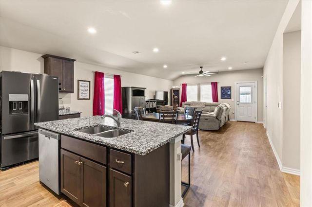 4100 Moonlight Road, Mustang, OK 73064