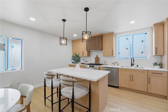 5814 Arlington, Los Angeles, CA 90043