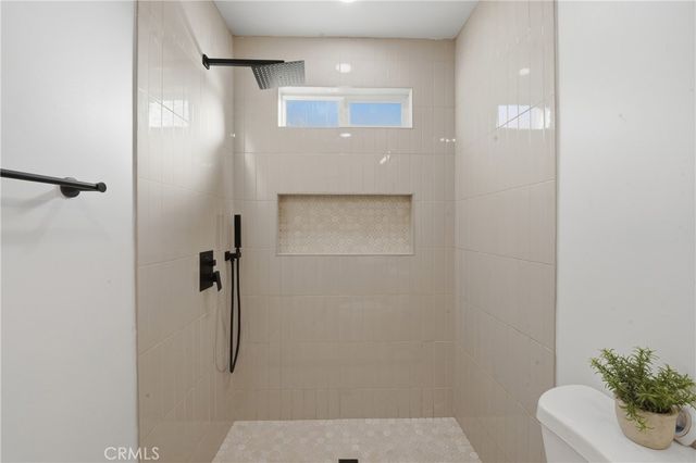 5814 Arlington, Los Angeles, CA 90043