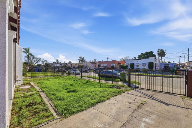 5814 Arlington, Los Angeles, CA 90043