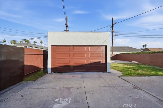 5814 Arlington, Los Angeles, CA 90043