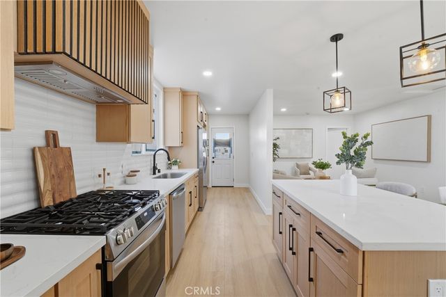 5814 Arlington, Los Angeles, CA 90043