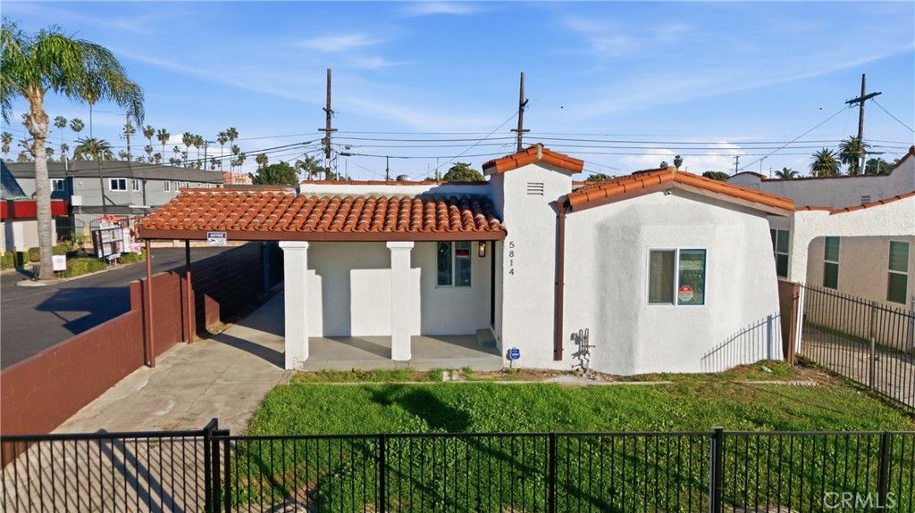 5814 Arlington, Los Angeles, CA 90043