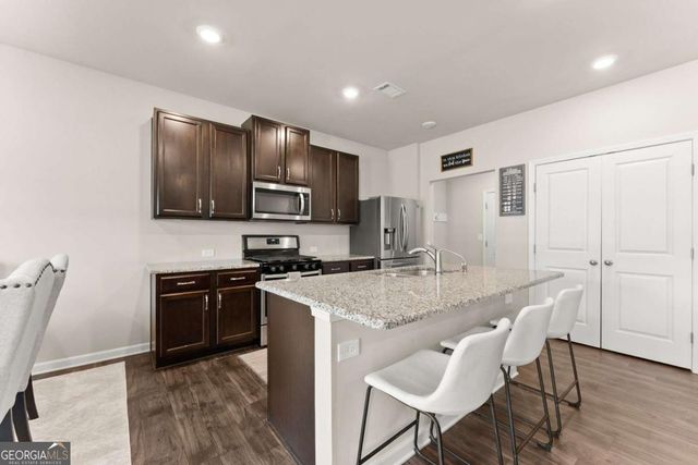 88 Auburn Crossing Drive, Auburn, GA 30011