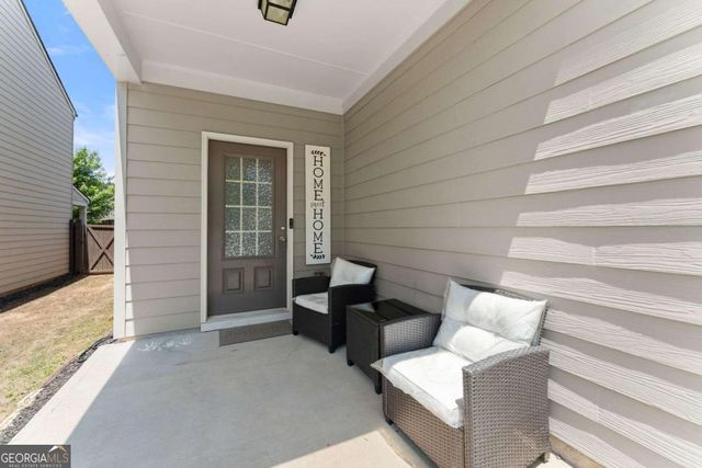 88 Auburn Crossing Drive, Auburn, GA 30011
