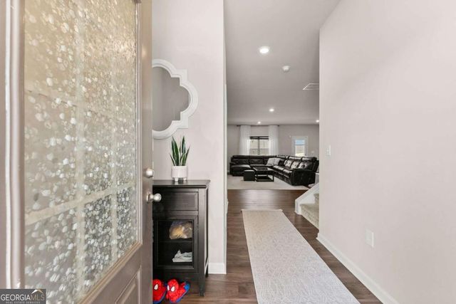 88 Auburn Crossing Drive, Auburn, GA 30011
