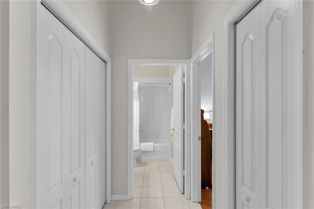 278 Newport DR 206, Naples, FL 34114