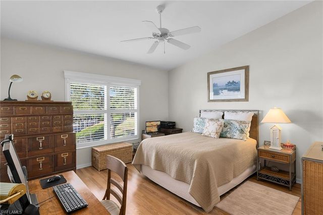 278 Newport DR 206, Naples, FL 34114