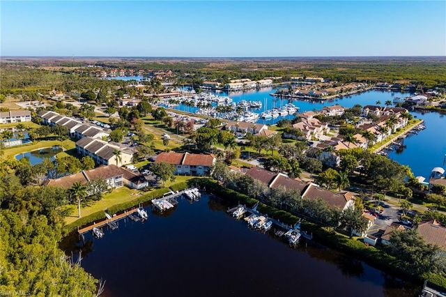 278 Newport DR 206, Naples, FL 34114