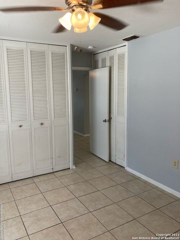 4426 AVENIDA PRIMA ST, San Antonio, TX 78233