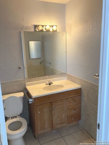 4426 AVENIDA PRIMA ST, San Antonio, TX 78233