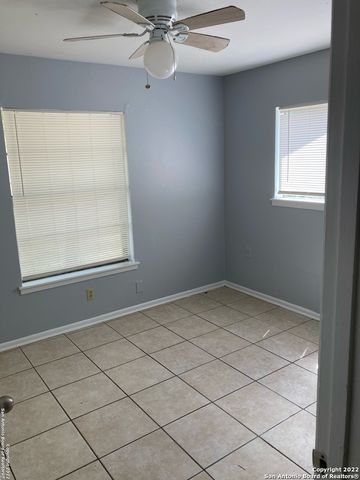 4426 AVENIDA PRIMA ST, San Antonio, TX 78233