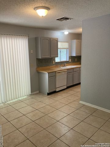 4426 AVENIDA PRIMA ST, San Antonio, TX 78233