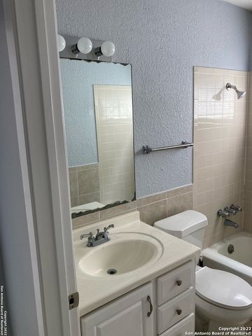 4426 AVENIDA PRIMA ST, San Antonio, TX 78233
