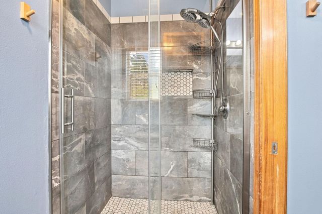 105 S Long Rd, Spokane Valley, WA 99016