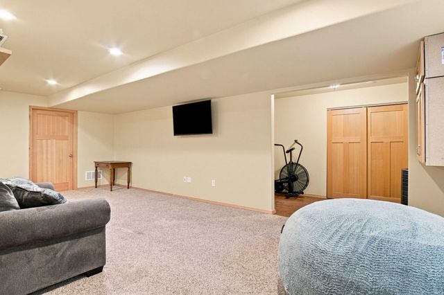 105 S Long Rd, Spokane Valley, WA 99016