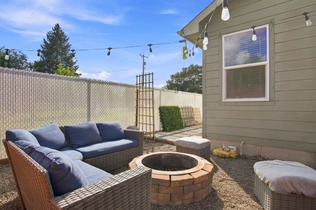 105 S Long Rd, Spokane Valley, WA 99016