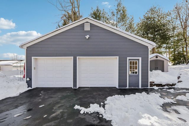 60 Stephens Road, Tappan, NY 10983