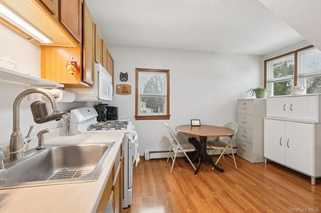 60 Stephens Road, Tappan, NY 10983