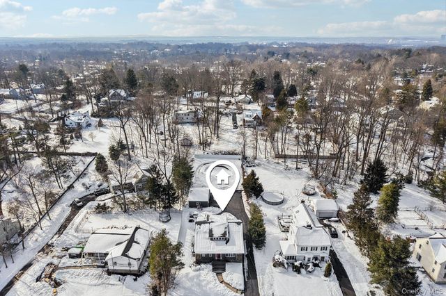 60 Stephens Road, Tappan, NY 10983