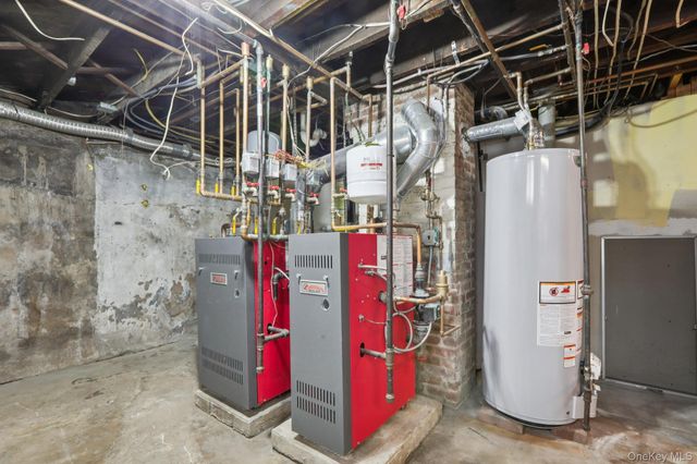 60 Stephens Road, Tappan, NY 10983