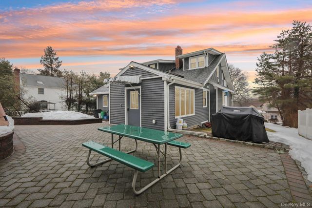 60 Stephens Road, Tappan, NY 10983