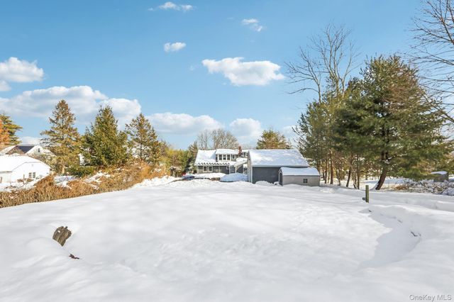 60 Stephens Road, Tappan, NY 10983