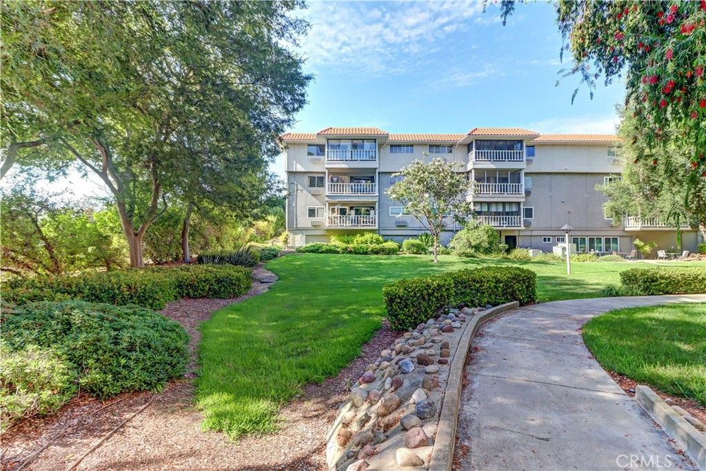 2404 Via Mariposa W 3D, Laguna Woods, CA 92637 — photo 3