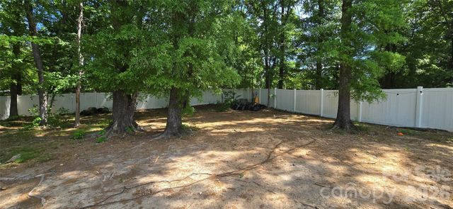 114 Wildflower Drive, Locust, NC 28097