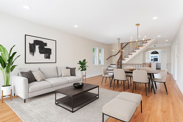 7936 W Elmgrove Drive, Elmwood Park, IL 60707