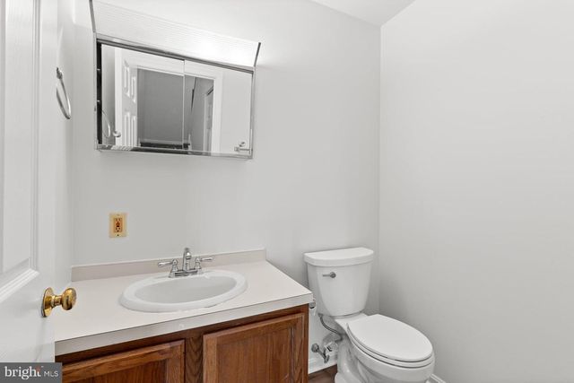 411 BARRINGTON CT, Palmyra, PA 17078