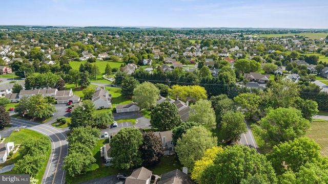 411 BARRINGTON CT, Palmyra, PA 17078