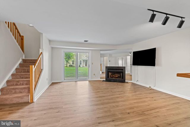 411 BARRINGTON CT, Palmyra, PA 17078