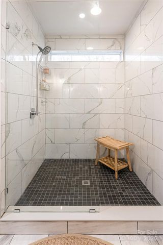 28 Ridgefield Place, Asheville, NC 28803