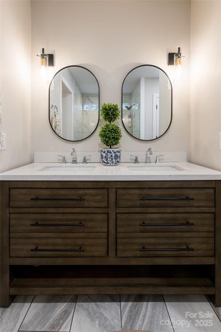 28 Ridgefield Place, Asheville, NC 28803