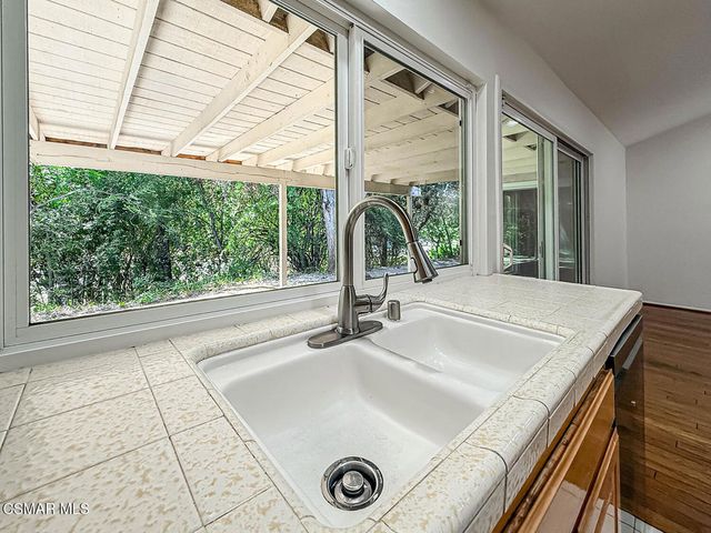 3761 Patrick Henry Place, Agoura Hills, CA 91301